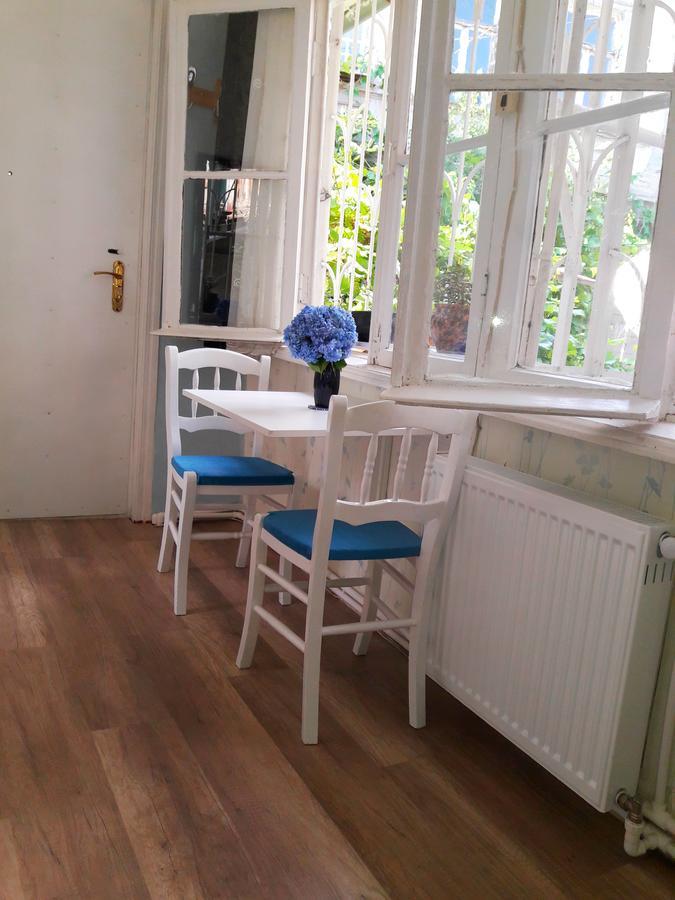 Gulo'S Home Tbilisi Buitenkant foto